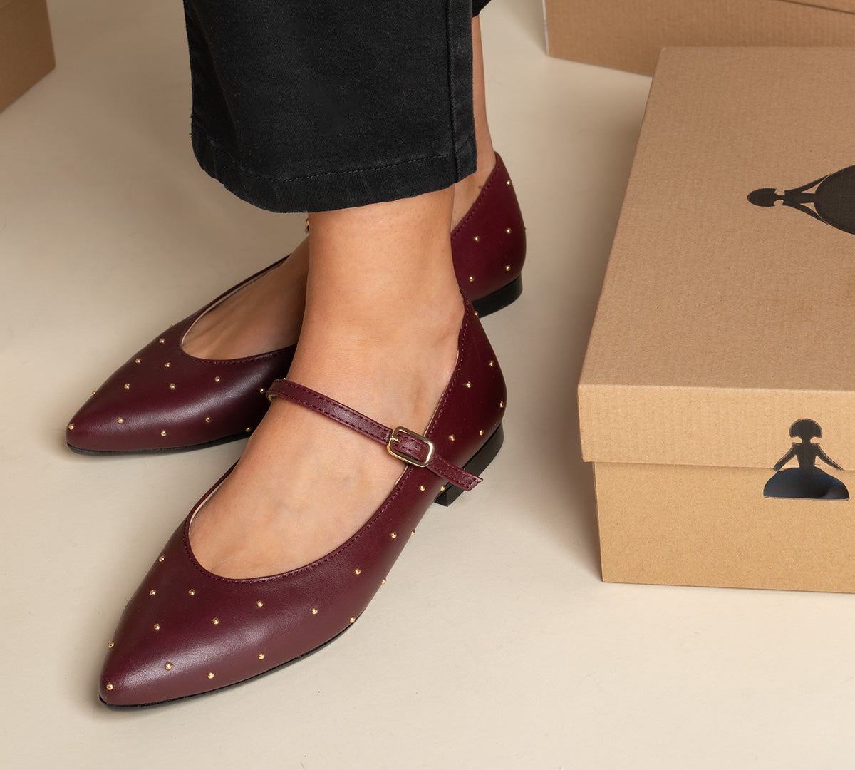 Mercedita dots burdeos