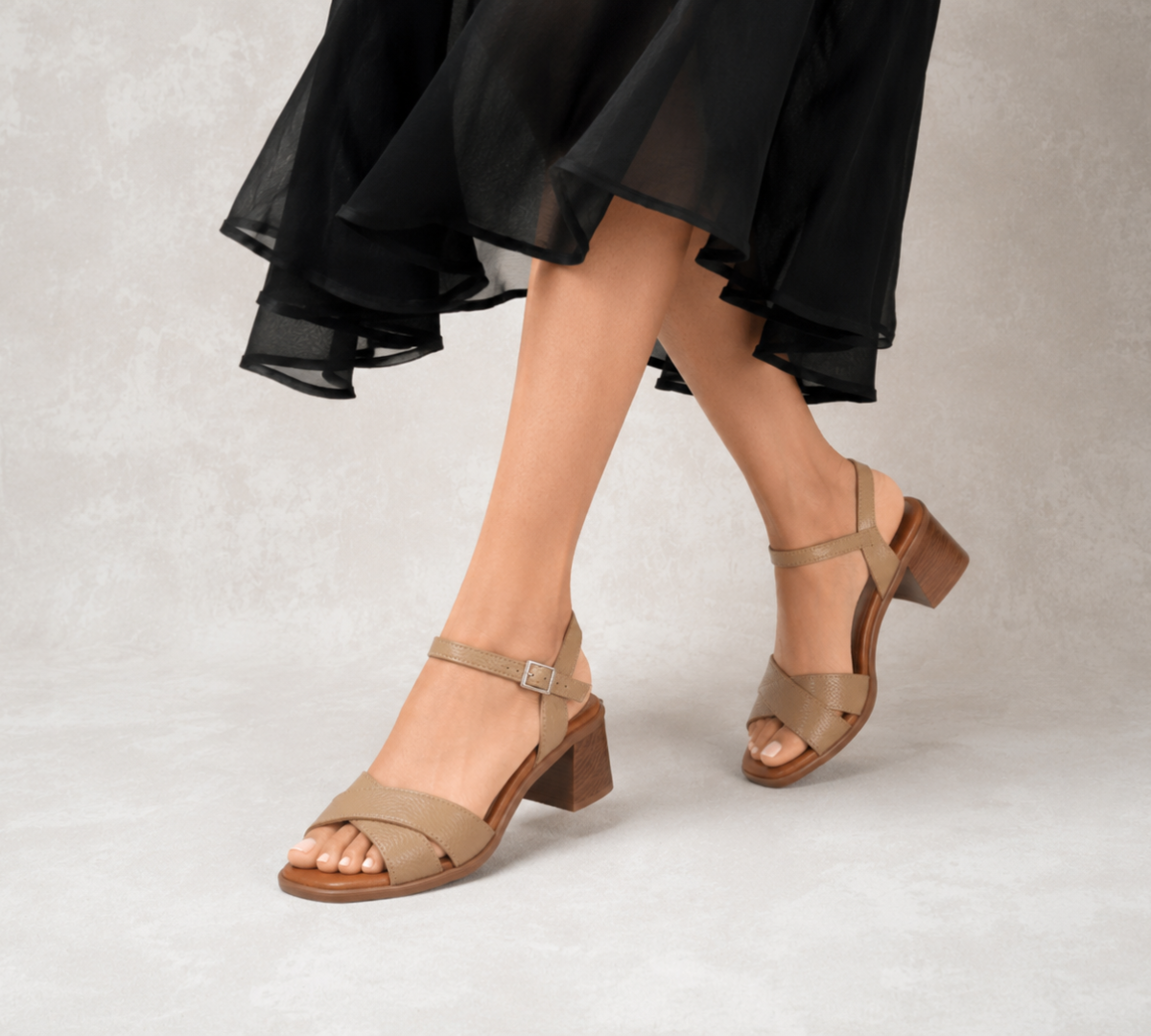 Sandalia Bea Camel