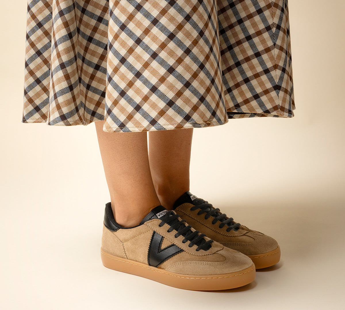 Deportivas V Serraje camel