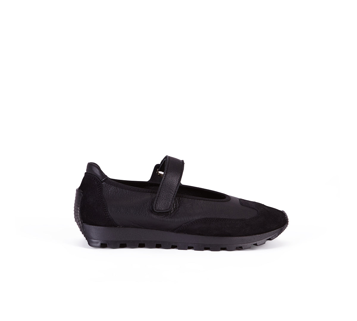 Merceditas track negro