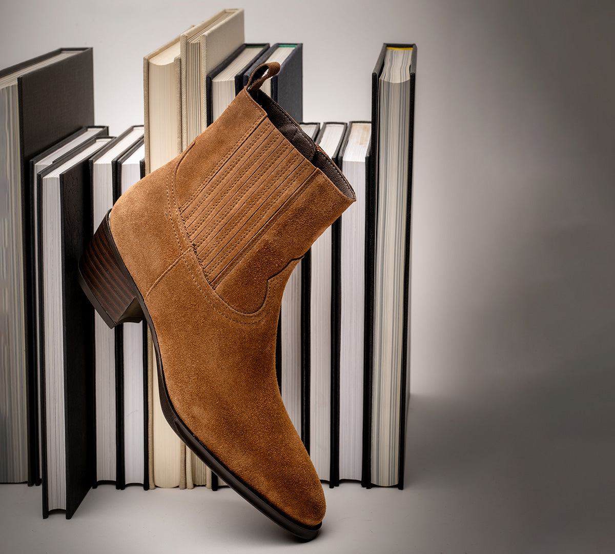 Botín Gales ante castaña